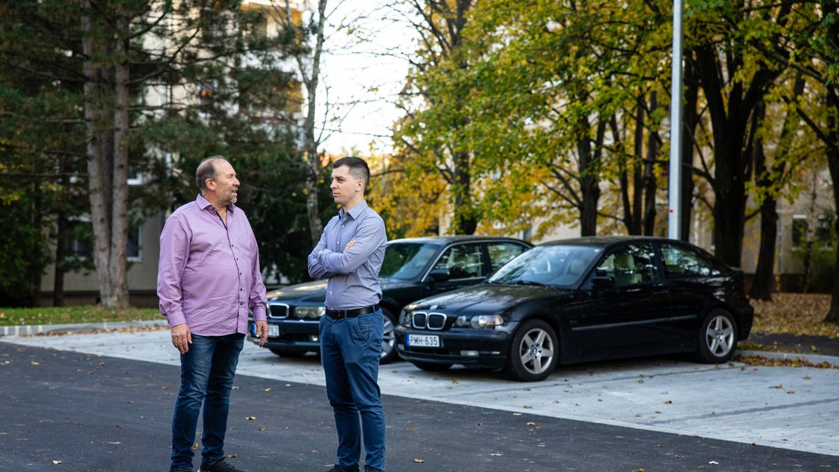 Közlekedés: Új parkolók enyhítik a zsúfoltságot egy veszprémi utcában