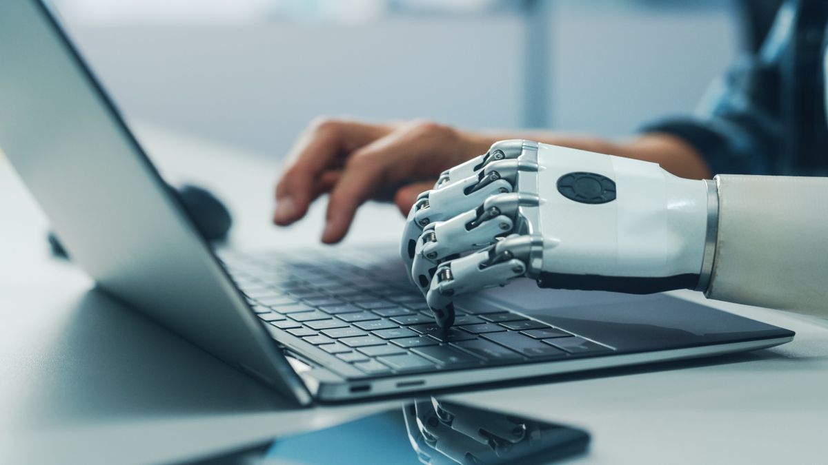 Félnek a mesterséges intelligencia Nobel-díjat kapott atyjai, hogy munkájuk túl messzire visz
