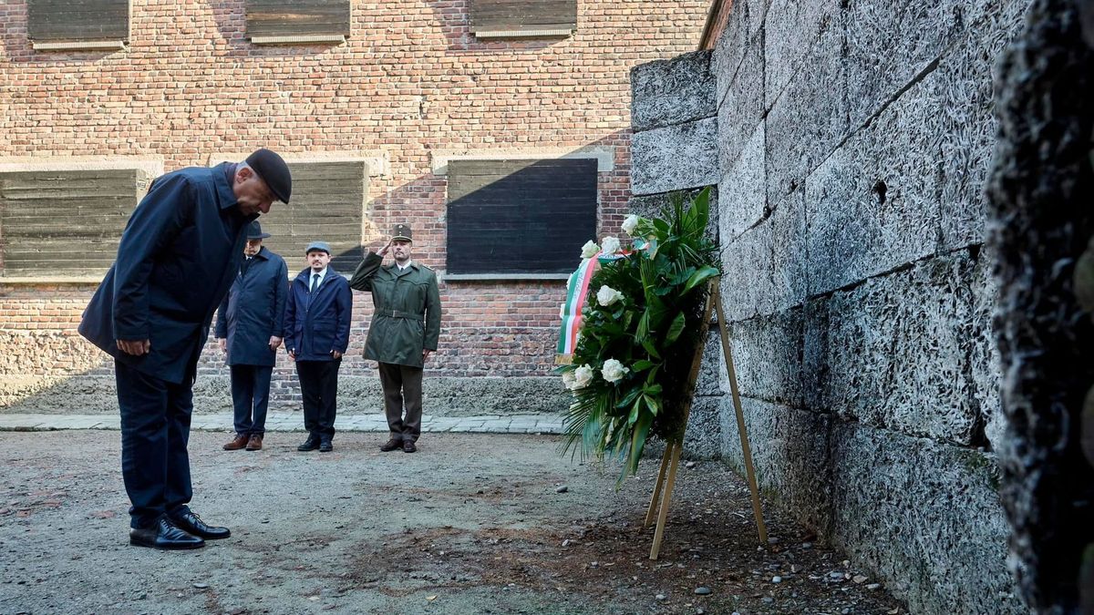 A holokauszt áldozataira emlékezett Auschwitzban Sulyok Tamás (videó)