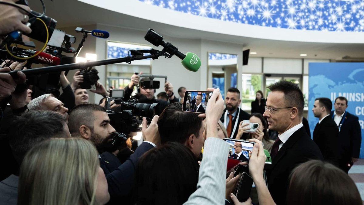 Szijjártó Péter: vissza kell térni az eurázsiai együttműködéshez (videó)