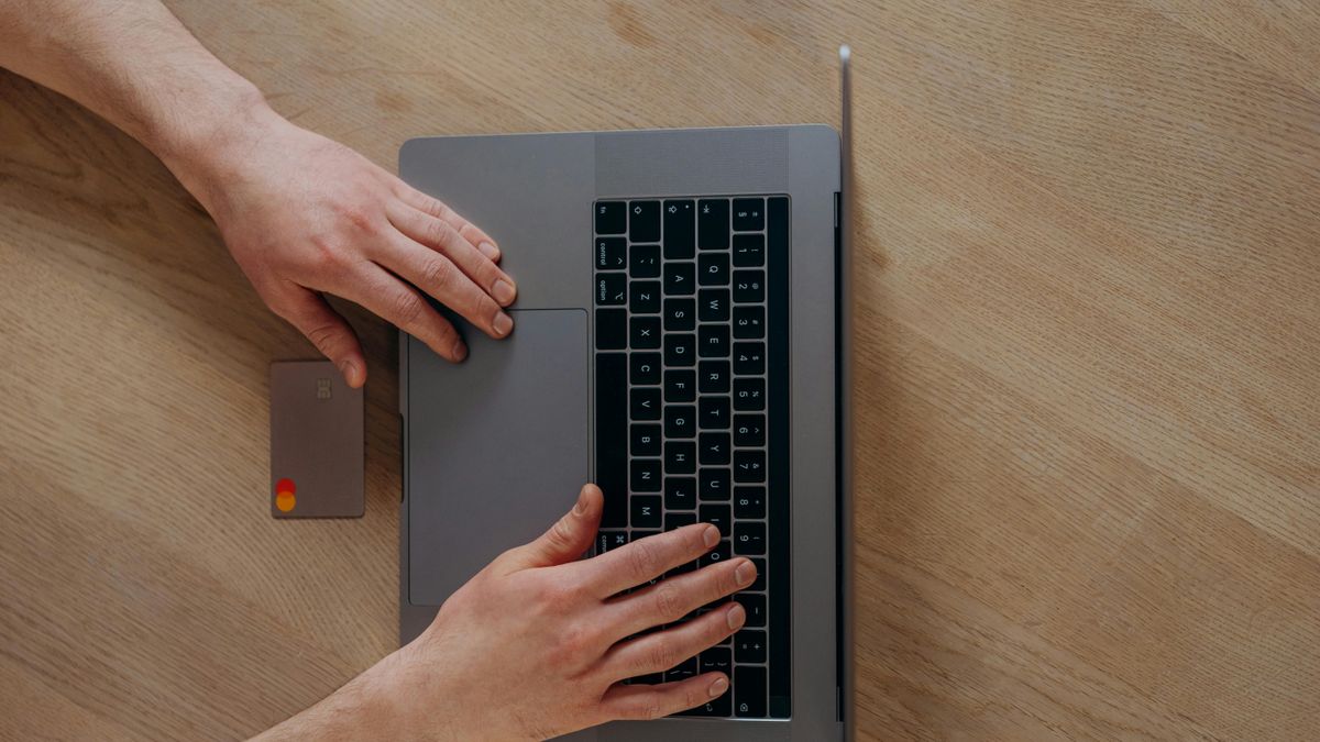 Nem a megrendelt hőkamera volt a csomagban