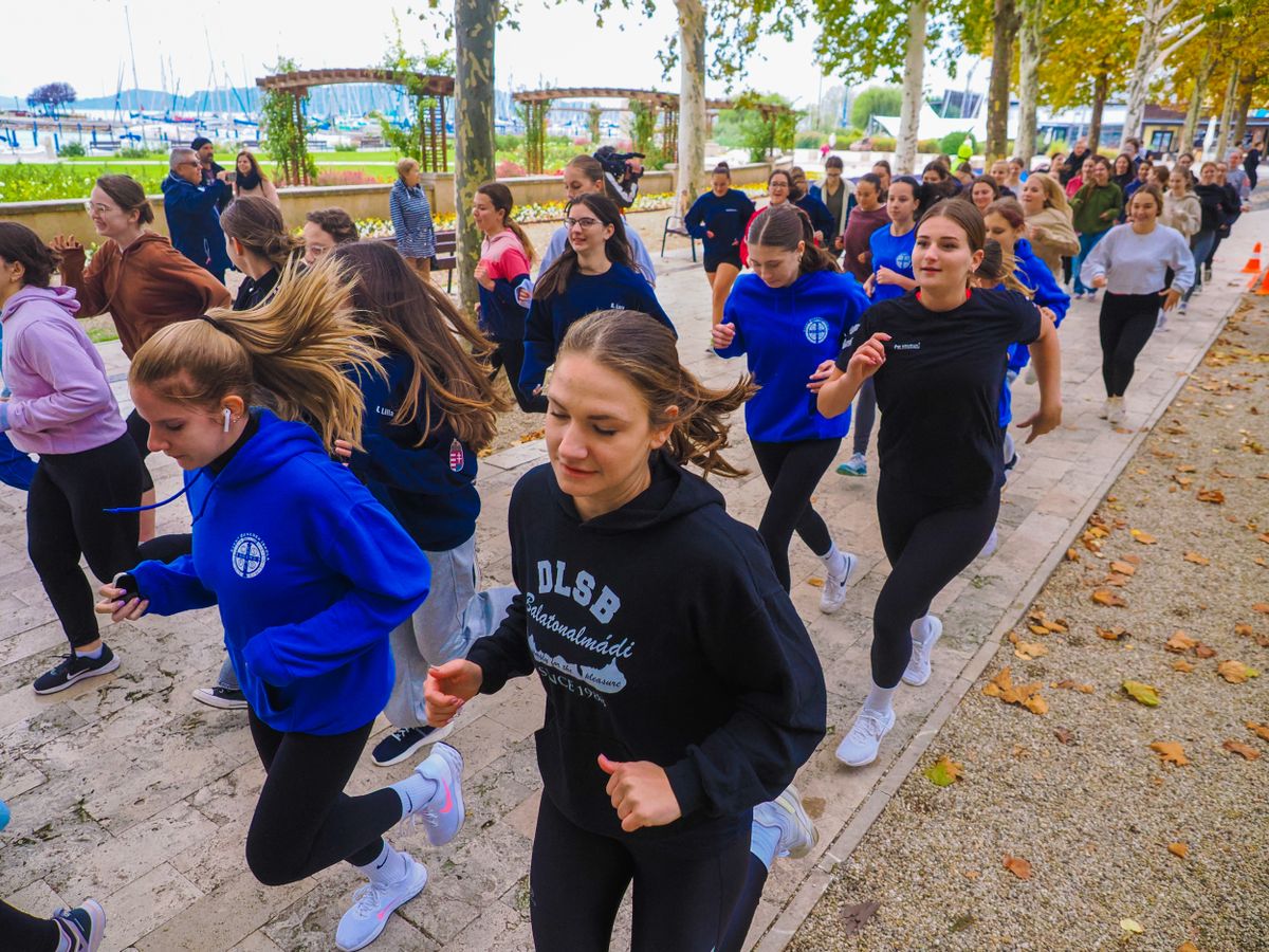 Idén is megrendezték a Fut a Füred sporteseményt, amelyen több száz gyermek vett részt.