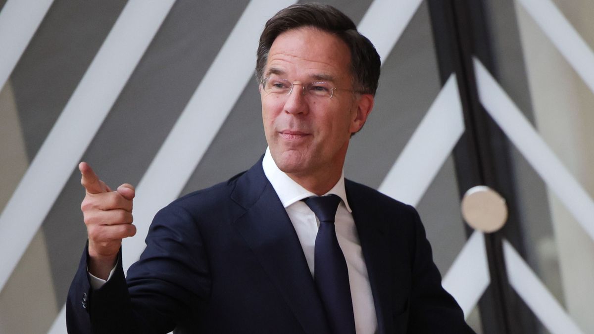 Átvette a NATO-főtitkári megbízatást Mark Rutte
