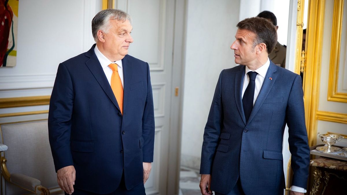 Párizsban tárgyal Macron francia elnökkel Orbán Viktor