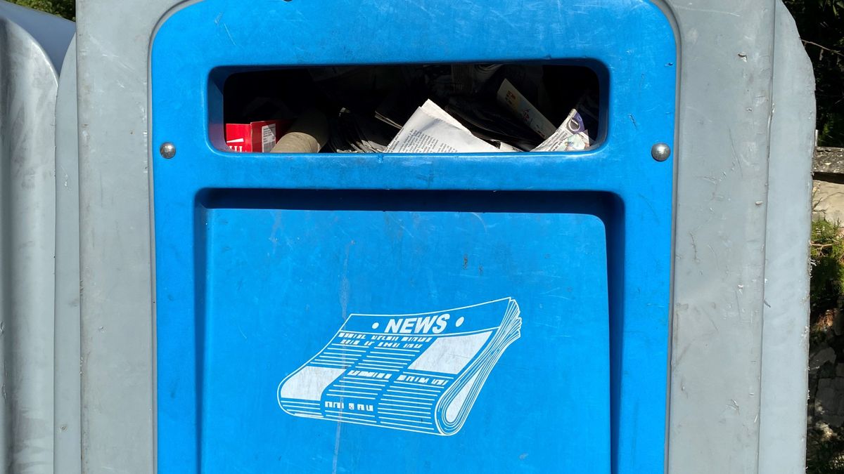 Csak a papírgyűjtőkből csordul ki a szemét – Várható változás? Utánajártunk