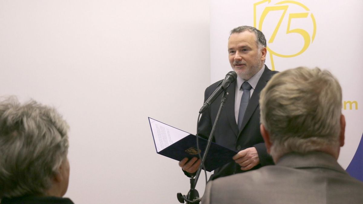 Zsolnai József emléktermet és archívumot avattak a Pannon Egyetemen