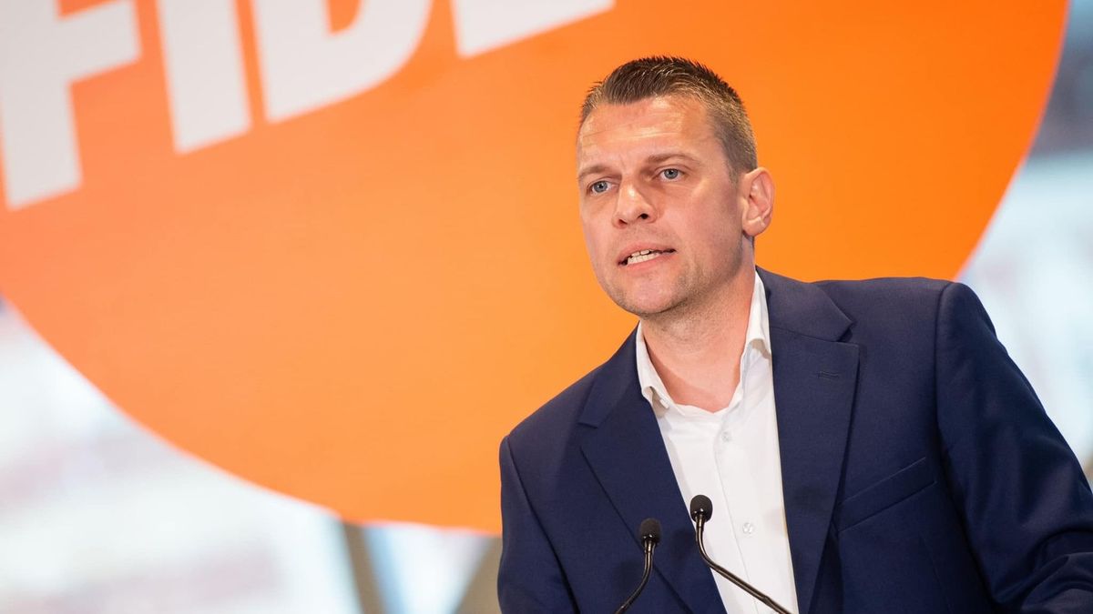 Menczer Tamás: mi, magyarok mindig összefogtunk