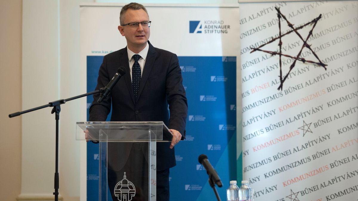 Rétvári Bence: ahol tabuk vannak, nincs szabad világ