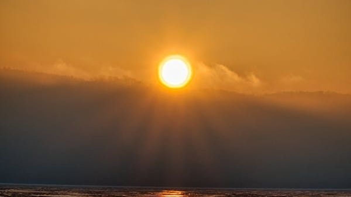 Marad a ragyogó napsütés