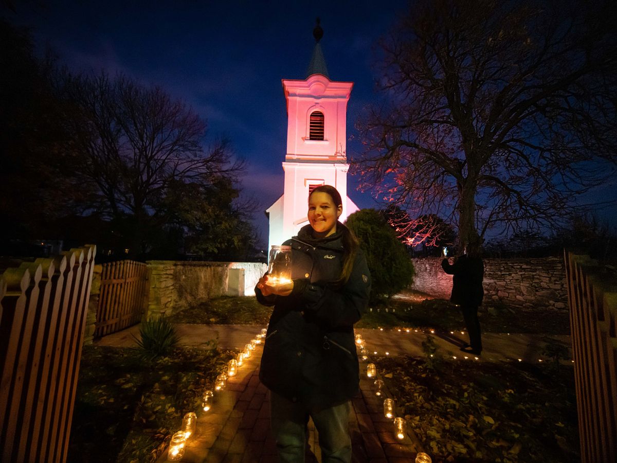 A sólyi templom halottainkról és történelmünkről is megemlékezik 