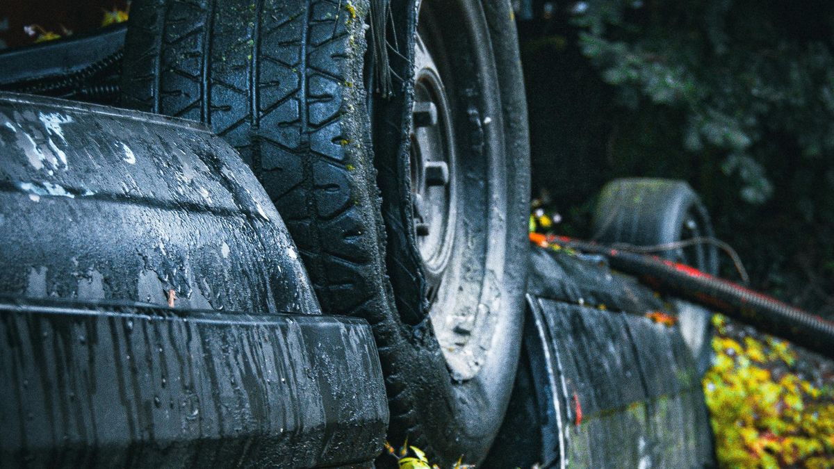 Meghalt az egyik utas