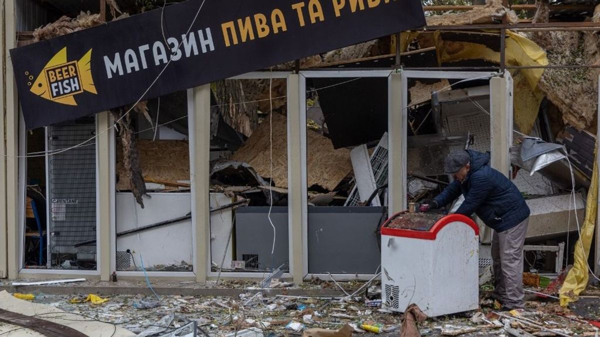 Az oroszok több hullámban támadták Zaporizzsját − frissül