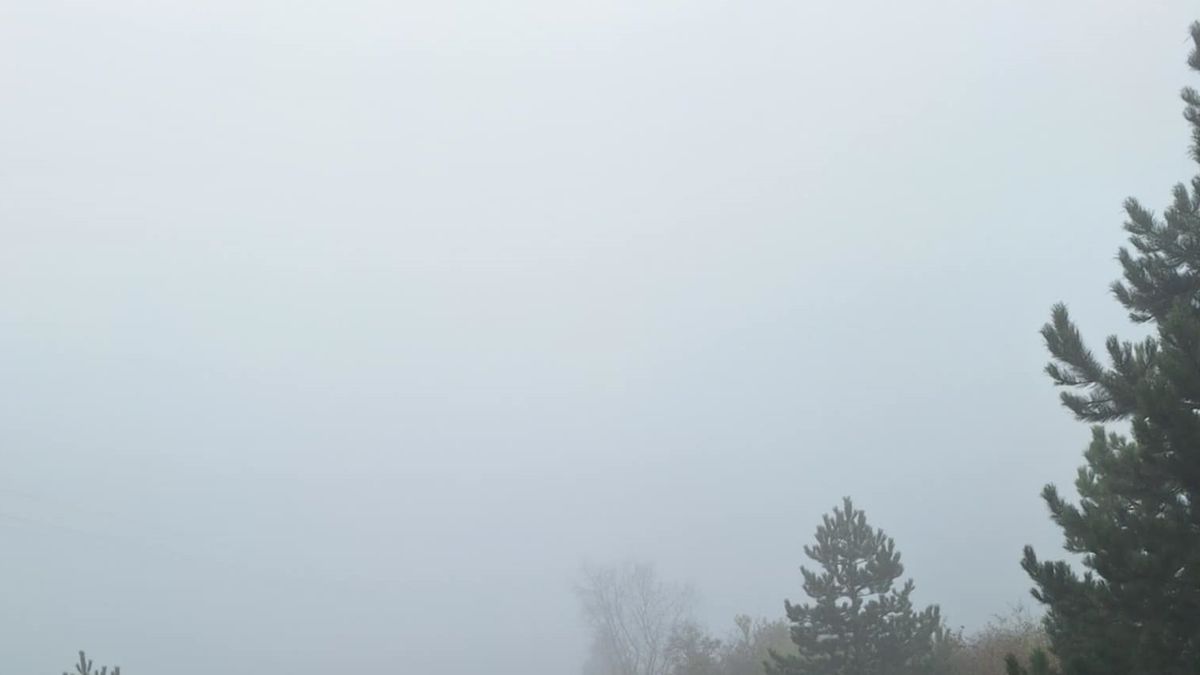 Sűrű köd nehezíti a közlekedést a Balaton-parton