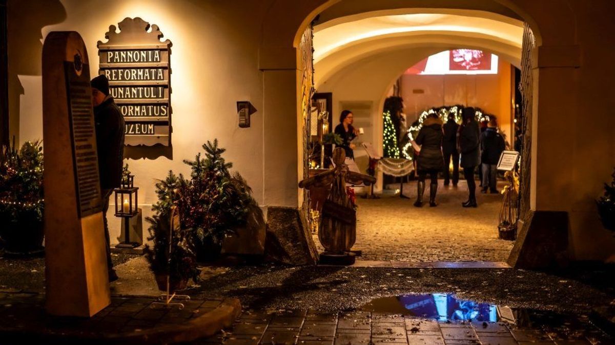 Megkezdődtek a pápai adventi vásár előkészületei