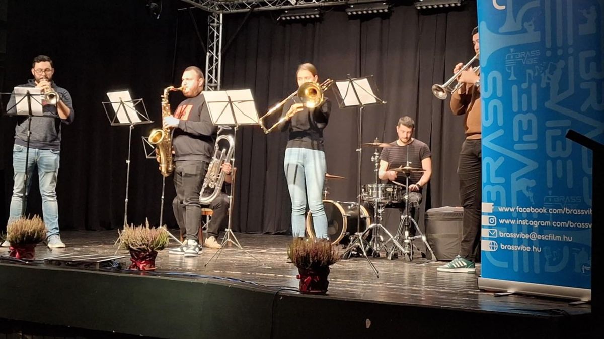 Rézfúvós átiratok diákoknak