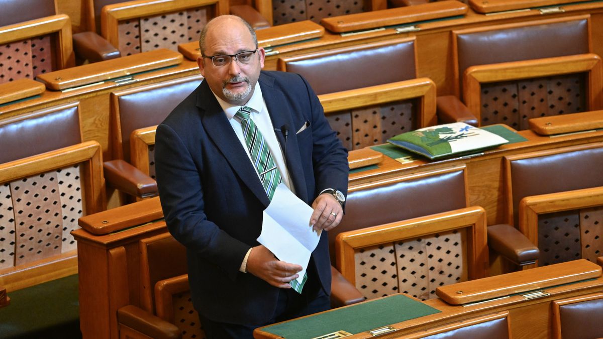 Megindult a szabálysértési eljárás Csárdi Antal volt LMP-s képviselő ügyében