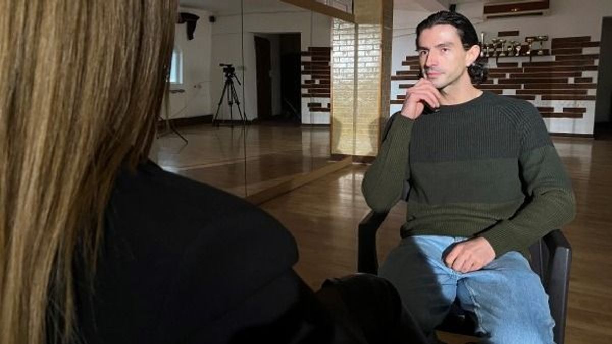 Vége a találgatásnak: kamerák elé állt Andrei Mangra