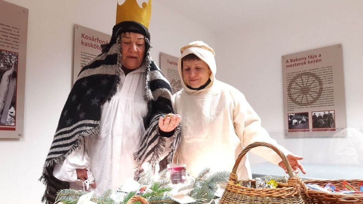 Karácsonyi pulcsis őrülettel és pásztorjátékkal indul az advent a Bakonyban