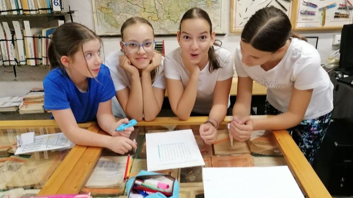 Dózsa iskola: körmöst kaptak, vagy kukoricán térdepeltek