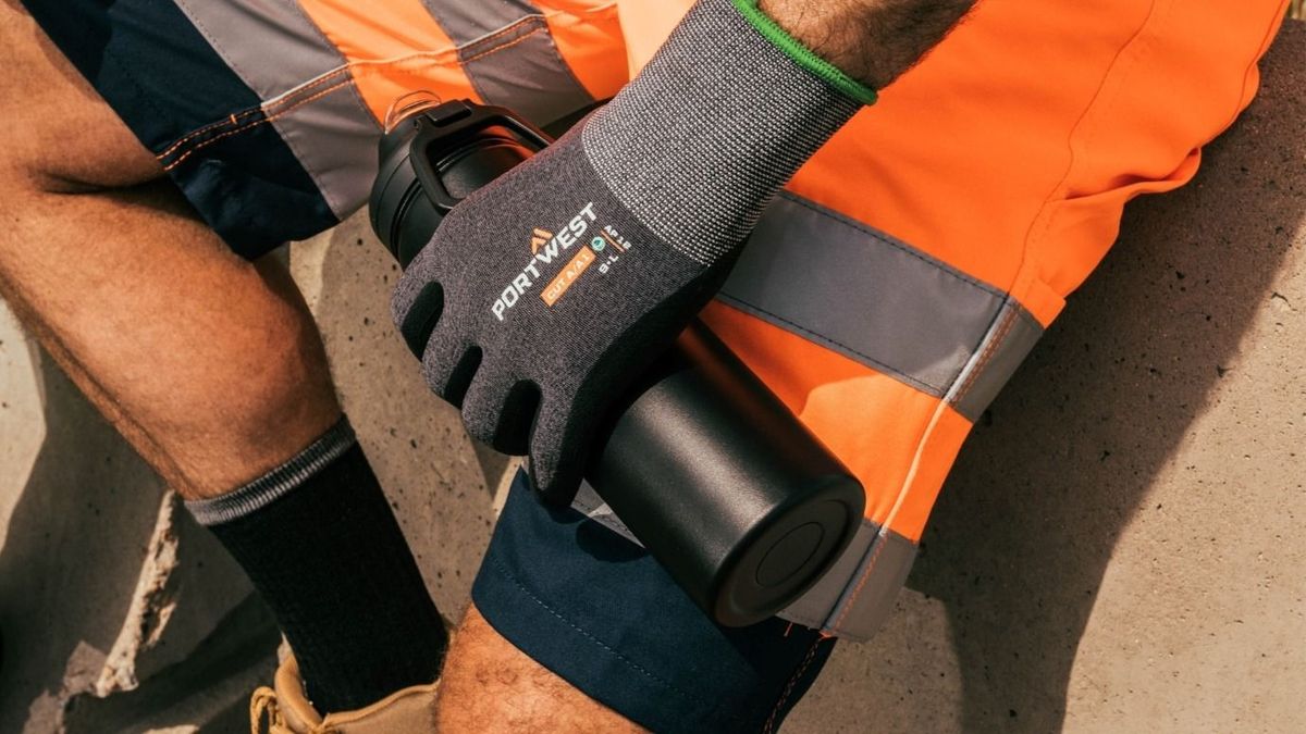 A vágásbiztos kesztyűk szabványai és osztályozása