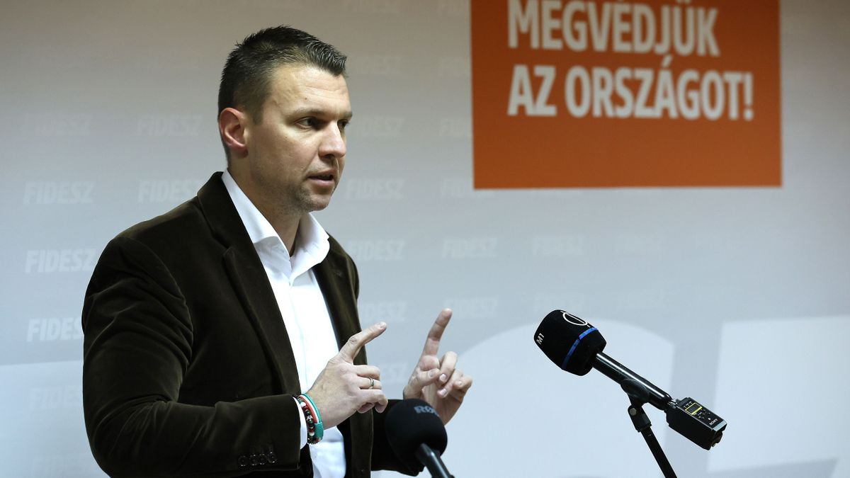 Menczer Tamás: elvtársak, hol a lelkesedés?