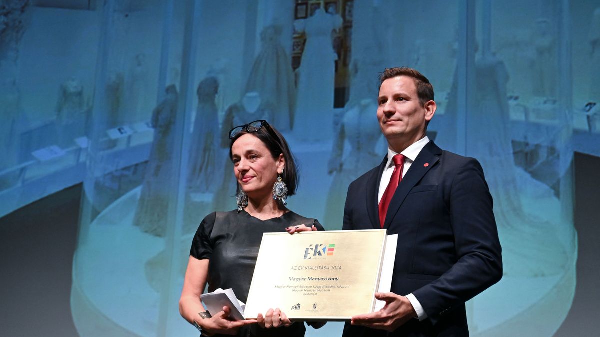 A Magyar menyasszony és a Bűvészinasok című tárlat nyerte az Év kiállítása díjat