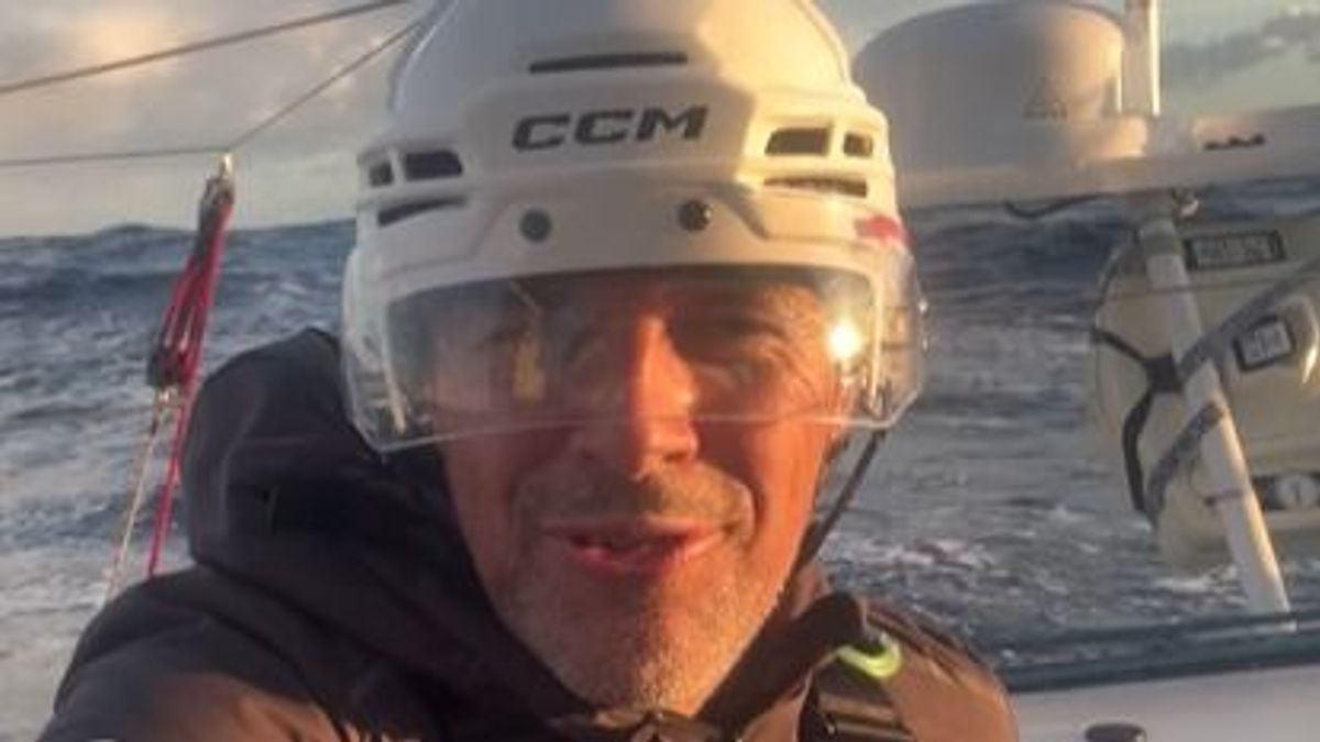 Weöres Szabolcs kikötőhelyet keres a vitorlajavításhoz (+videó)