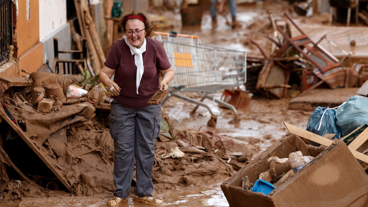 Már kétszáz fölé emelkedett a spanyolországi áradások halálos áldozatainak száma