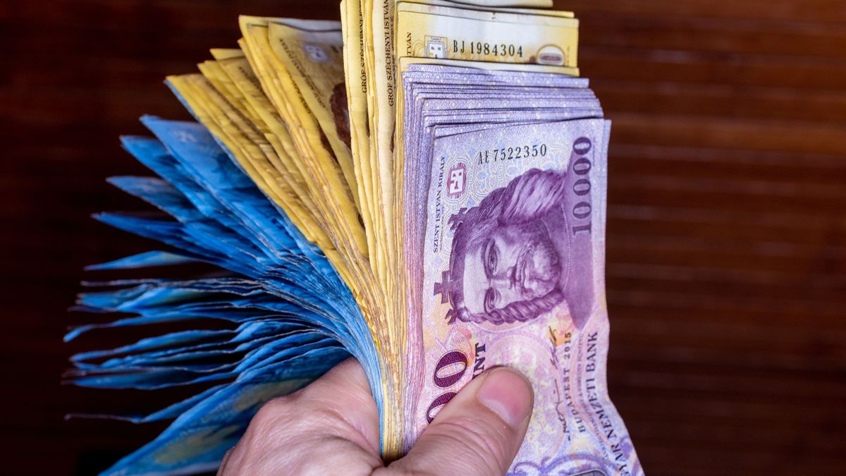 Vagyonokat érő kétszázasok: továbbra is pörög a bankjegybiznisz