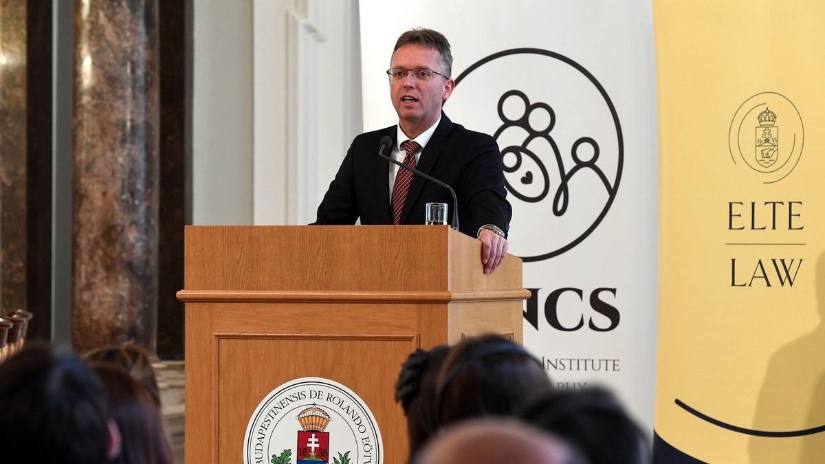 Hankó Balázs: hazánk elkötelezett a családok anyagi biztonságának garantálása mellett