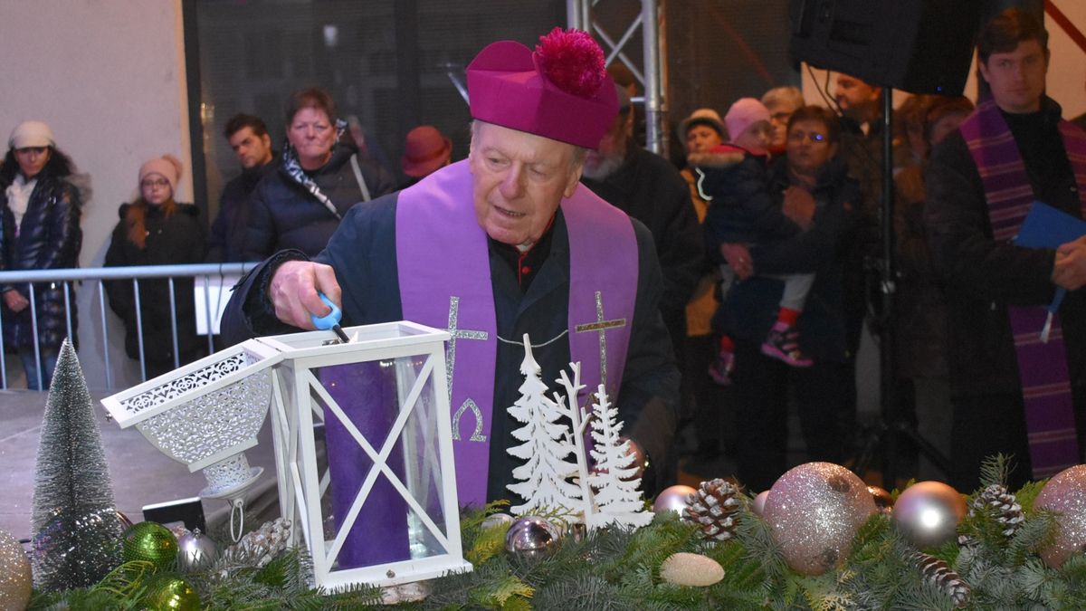 Gyertyafényes advent Pápán