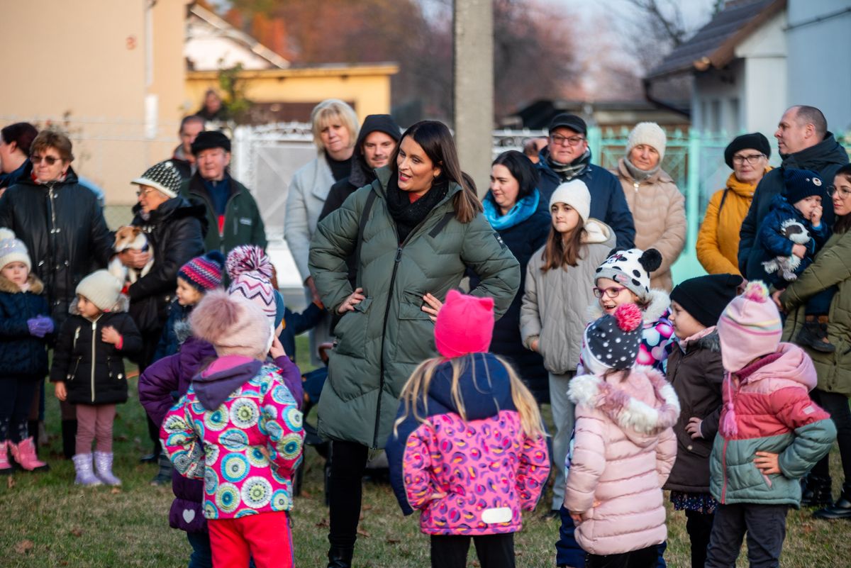 A Csosszantók tehetségműhely kicsinyeinek műsora Erdősi-Török Dóra óvodapedagógussal