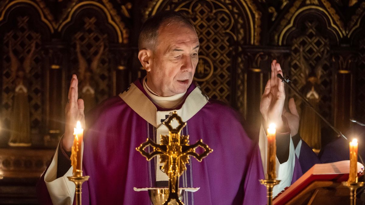 Angyalmise gyertyafényben