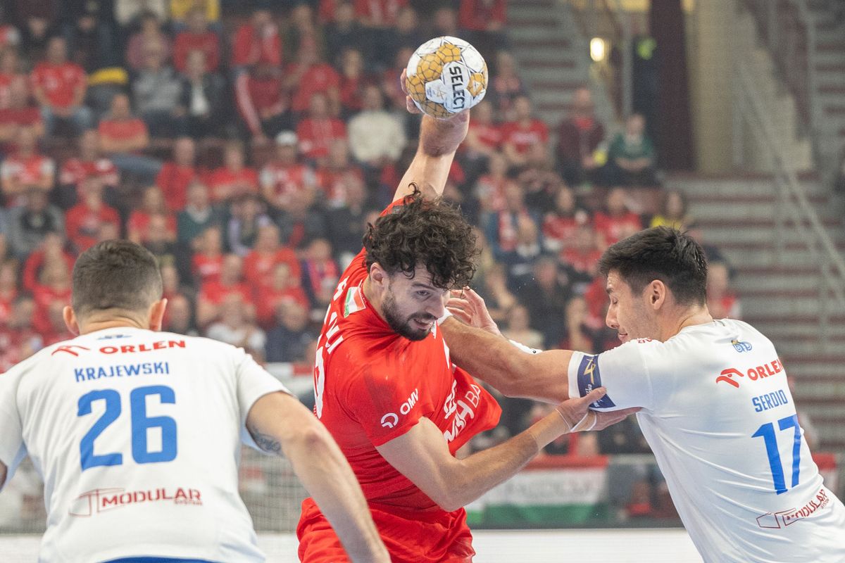 A One Veszprém HC két játékosa, Nedim Remili és Bjarki Már Elísson sérülés miatt nem léphet pályára a Dinamo Bucuresti elleni idegenbeli Bajnokok Ligája meccsen.