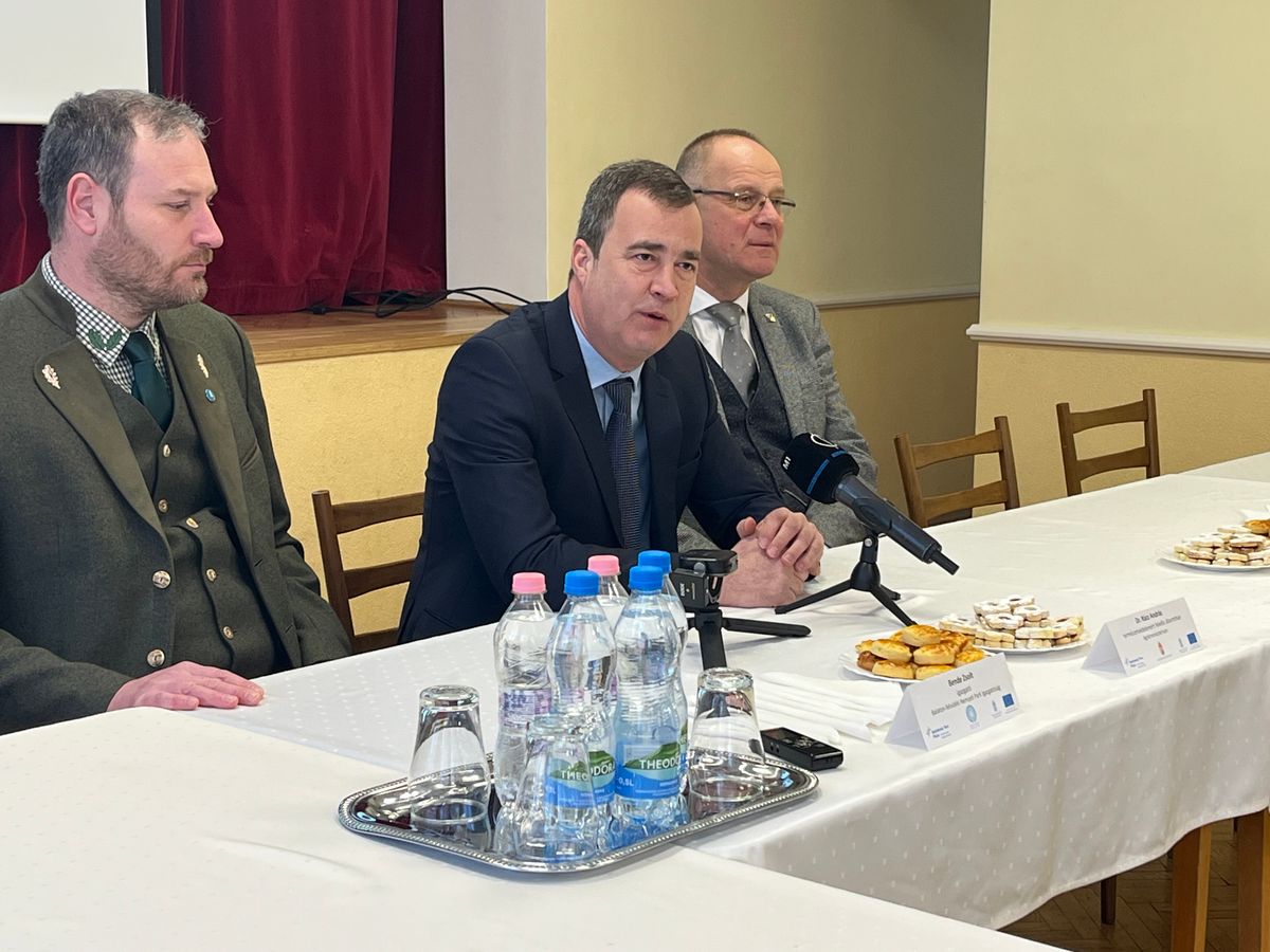 Rácz András államtitkár a bazaltorgonák megközelítését is segítő projekt tájékoztatóján leszögezte, hogy ma a hazai ökoturizmus legnagyobb letéteményesei a hazai nemzeti park igazgatóságok