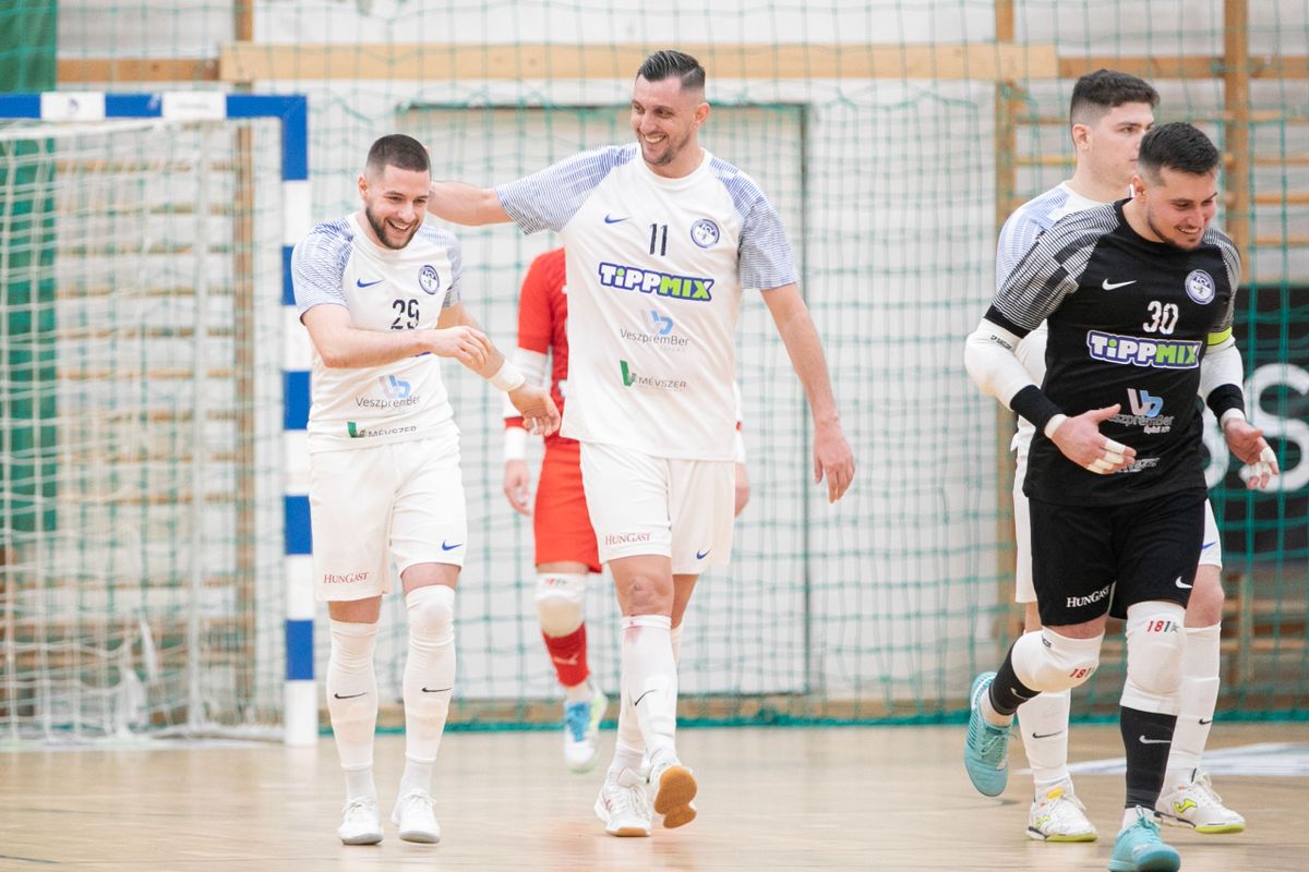 Sorozatban kilencedik győzelmét aratta a veszprémi futsalcsapat, amely harmadikként zárta az NB I alapszakaszát.