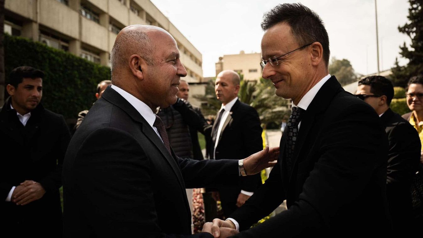 Szijjártó: az évszázad lehetőségét kapta a magyar vasúti járműipar (videó)