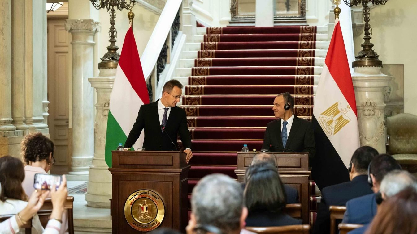 Szijjártó Péter: Egyiptom a migránsok féken tartásával nagymértékben járult hozzá Európa biztonságához