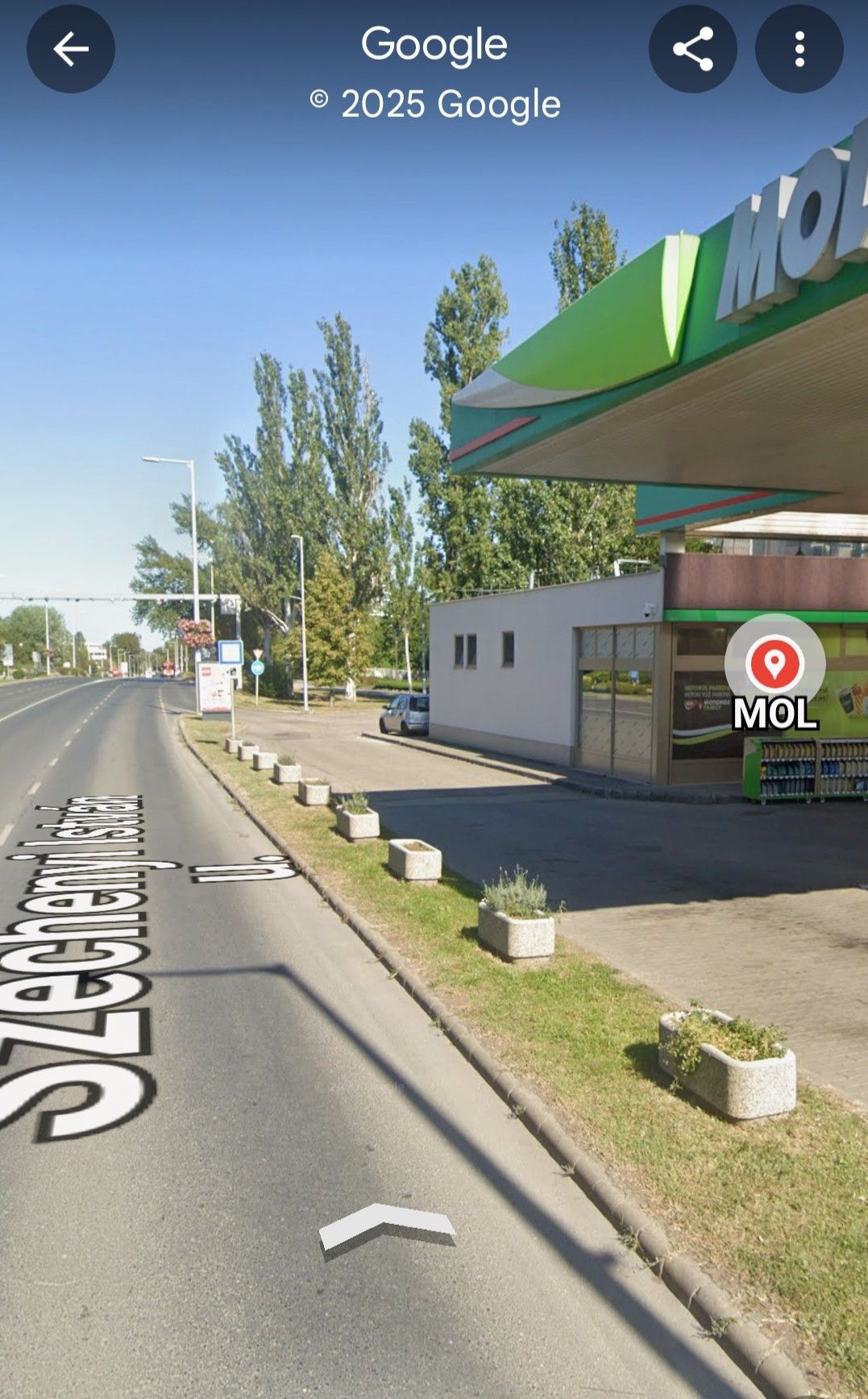 A balatonfüredi MOL kúton jelenleg nem vételezhetünk üzemanyagot