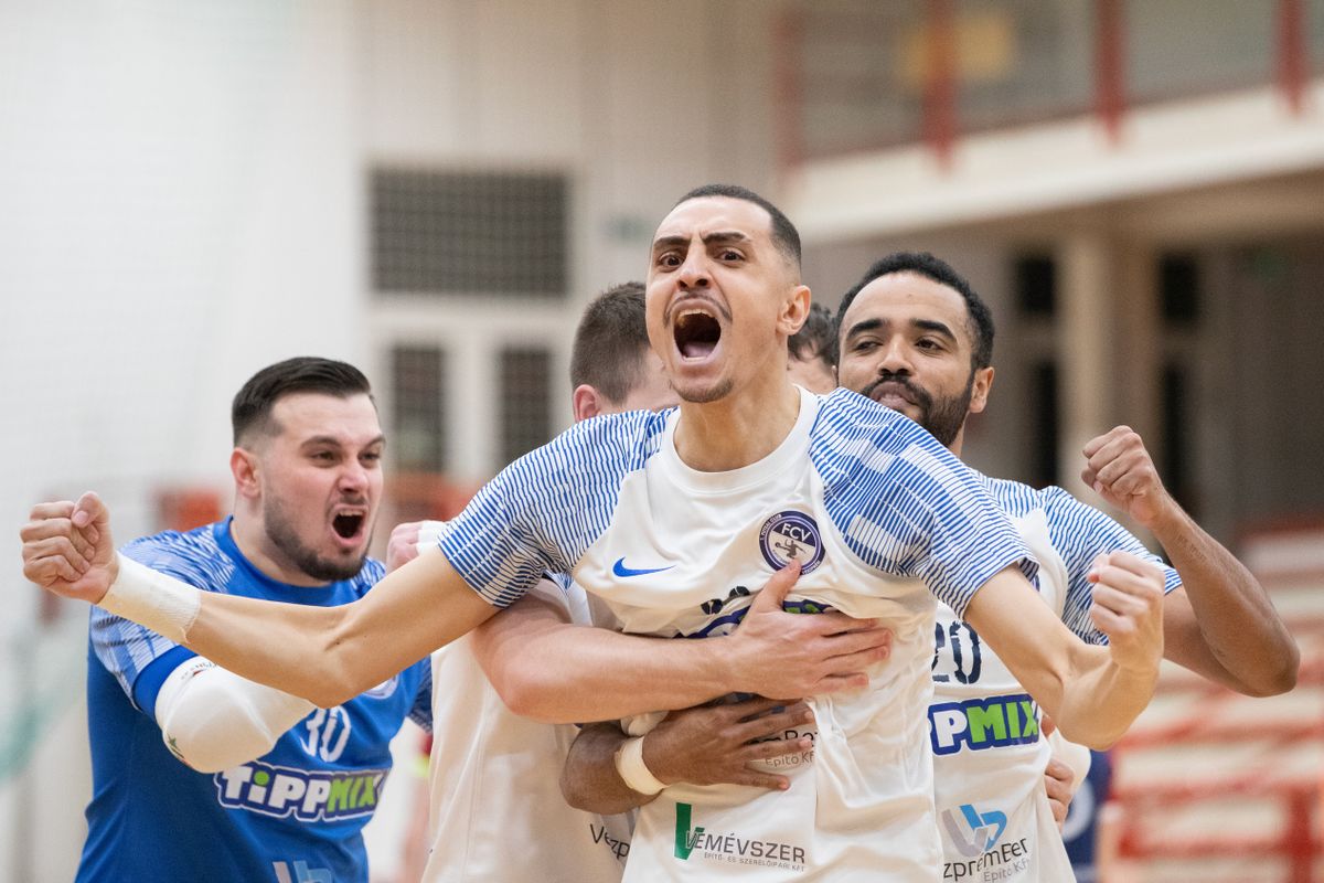 Veszprém-Nyíregyháza rangadót rendeztek hétfőn este a futsal NB I-ben. A hazaiak kiütéses sikert arattak.
