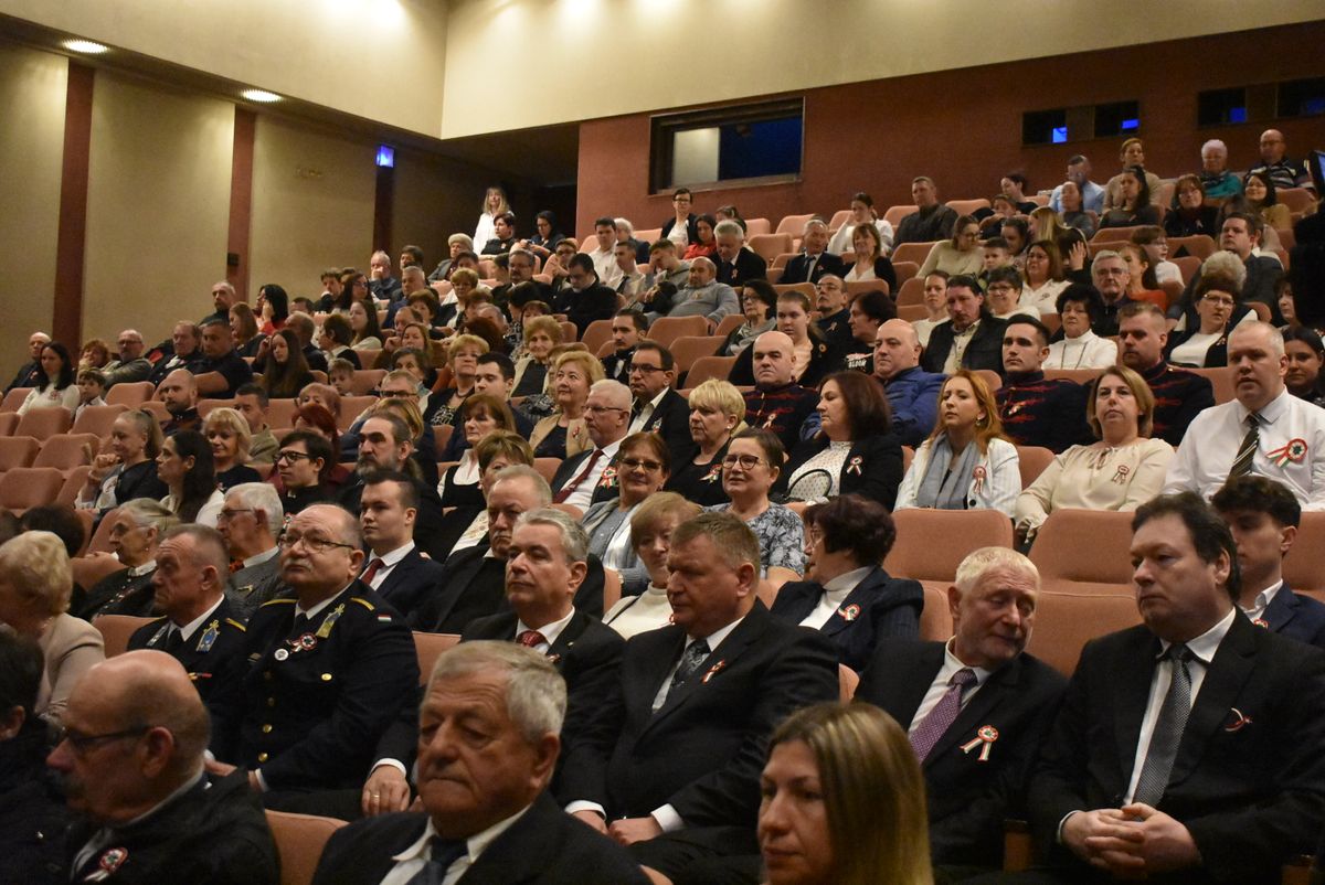 Pápai megemlékezés a forradalom és szabadságharcról