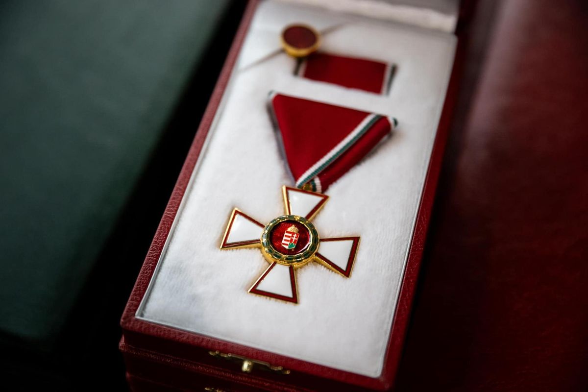 Rangos állami díjakat vehetett át több Veszprém vármegyei március 15. alkalmából