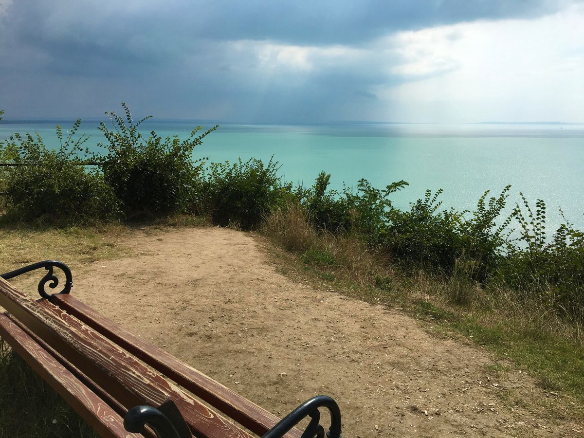 Balatonakarattyai magaspart