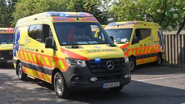 A kismama nem ért volna be a kórházba, a helyszínen segítettek neki a szülésben