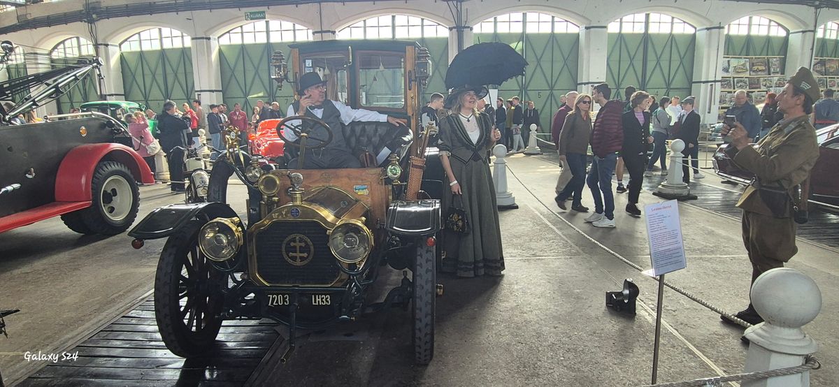 Az Oldtimer Show igazi időutazás az autók történelmében