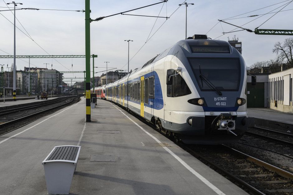 A hosszú hétvégére erősítéssel készül a MÁV-csoport