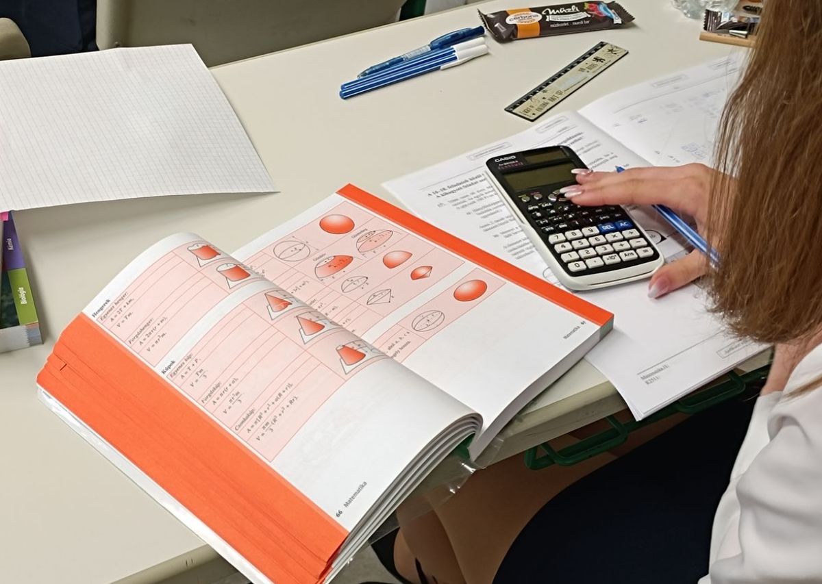 Matematika érettségi – Sokak számára ez a legnehezebb próbatétel az írásbeli dolgozatok során.