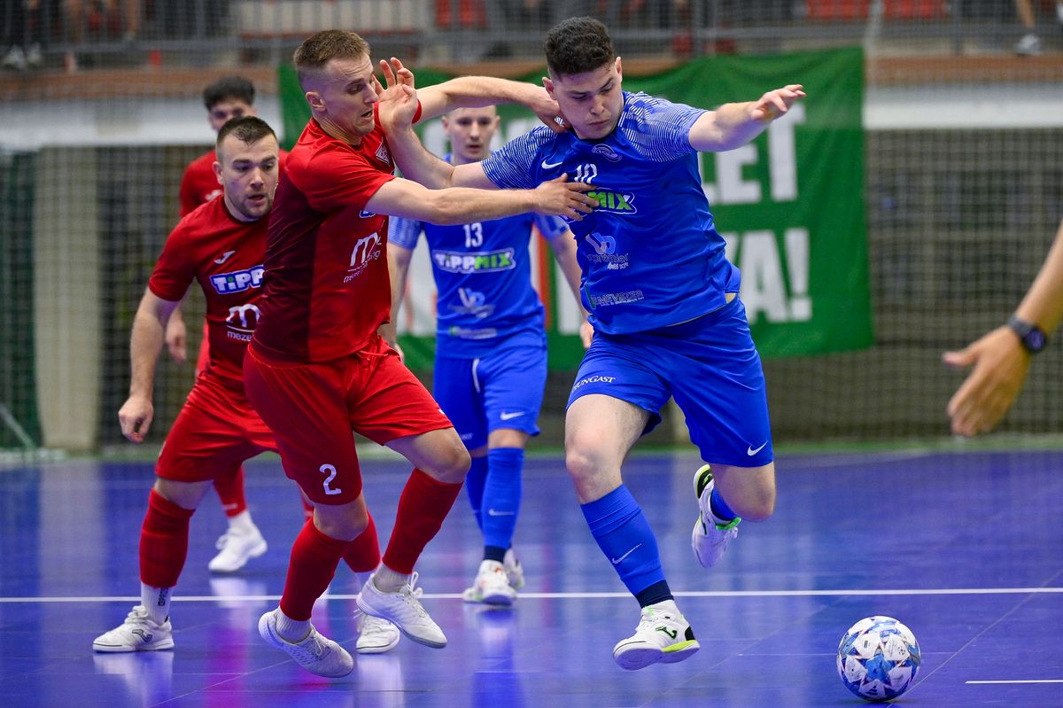 Veszprém-Berettyóújfalu derbit rendeztek a futsal Magyar Kupa döntőjében. A bakonyiak jól játszottak, de egy rövidzárlat megpecsételte a sorsukat.