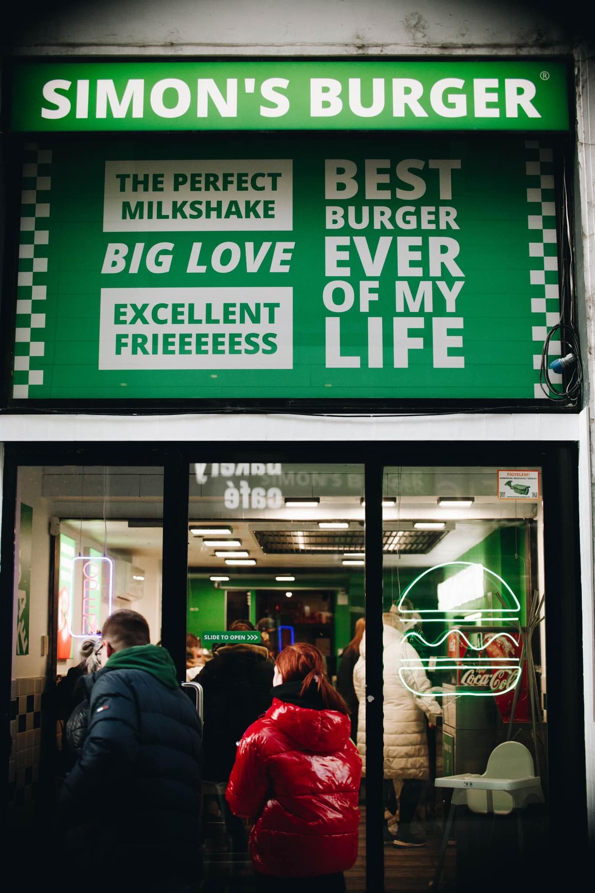Simon's Burger étterem nyílik Veszprémben