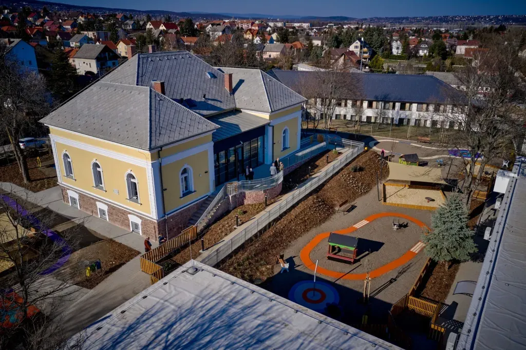 A Rada villa ma bölcsődeként működik